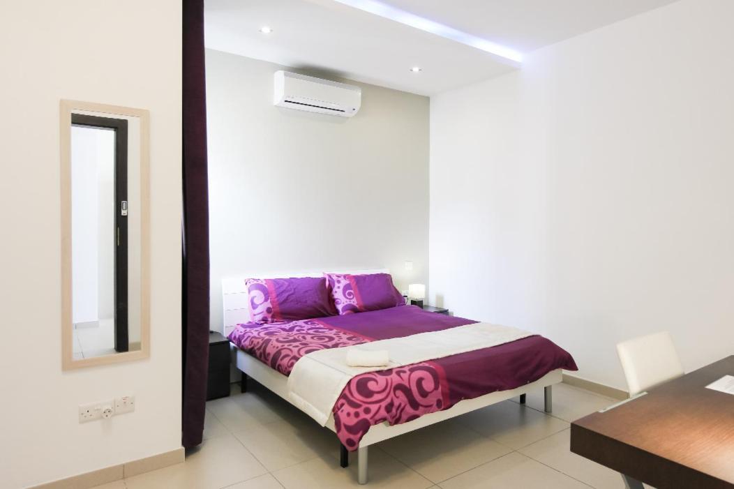 Apartmán Modern Luxury Penthouse In Perfect Sliema Location Exteriér fotografie